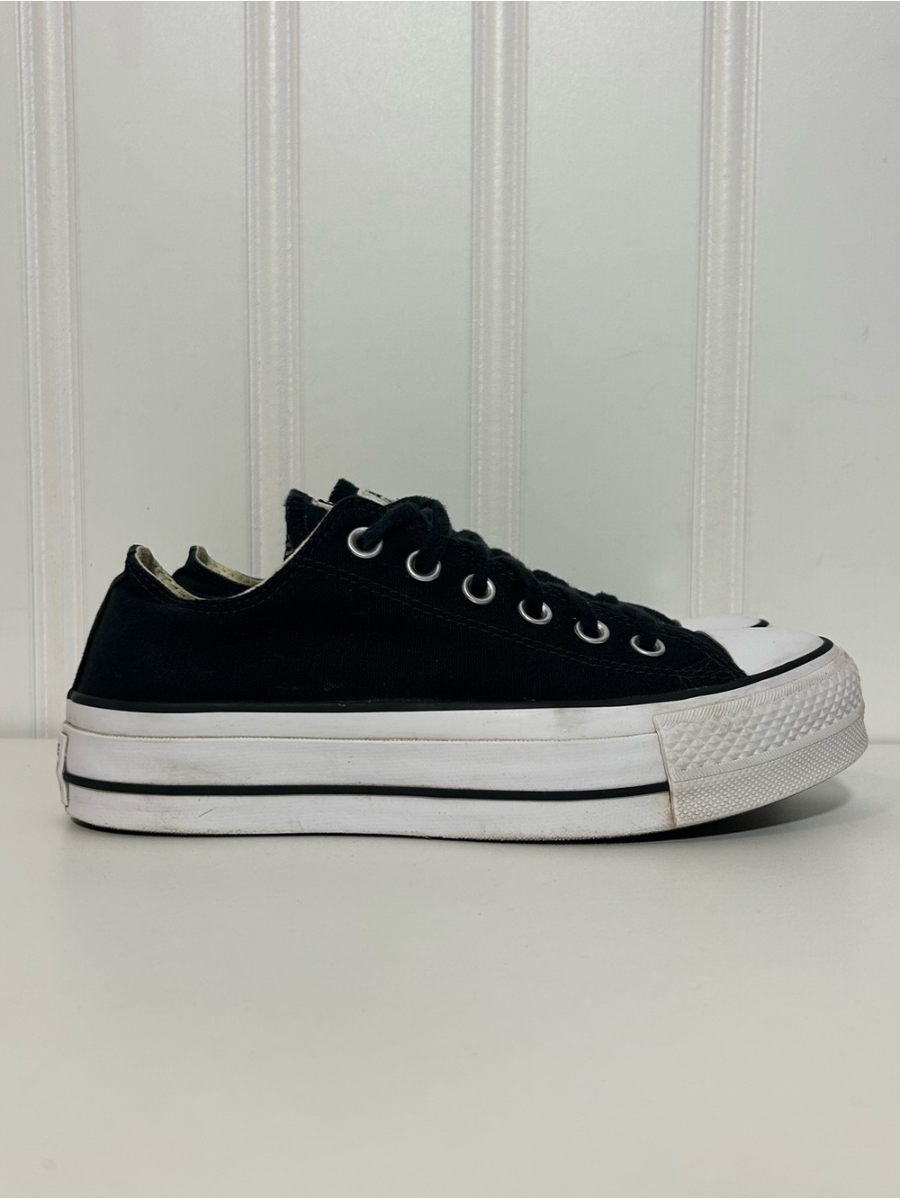 Converse ctas low lift platform black white